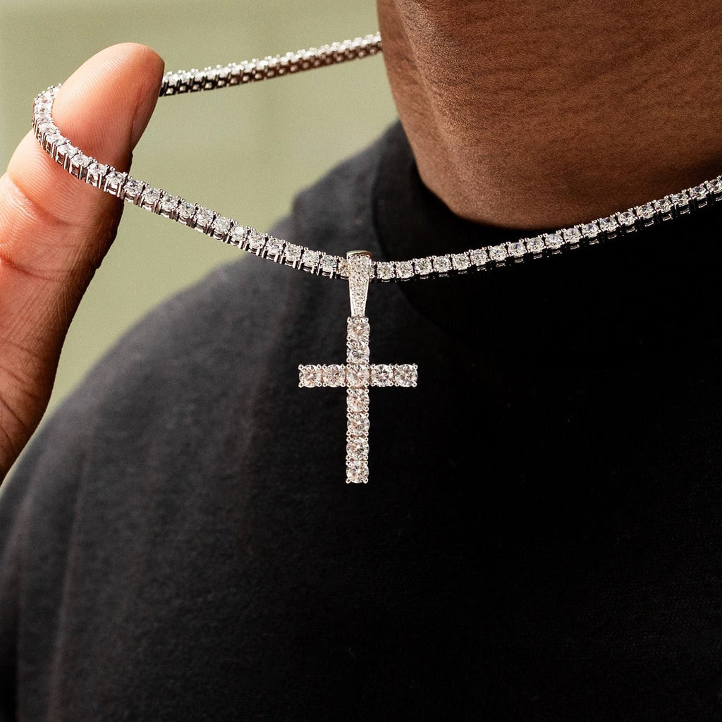 Diamond Cross Pendant in White Gold