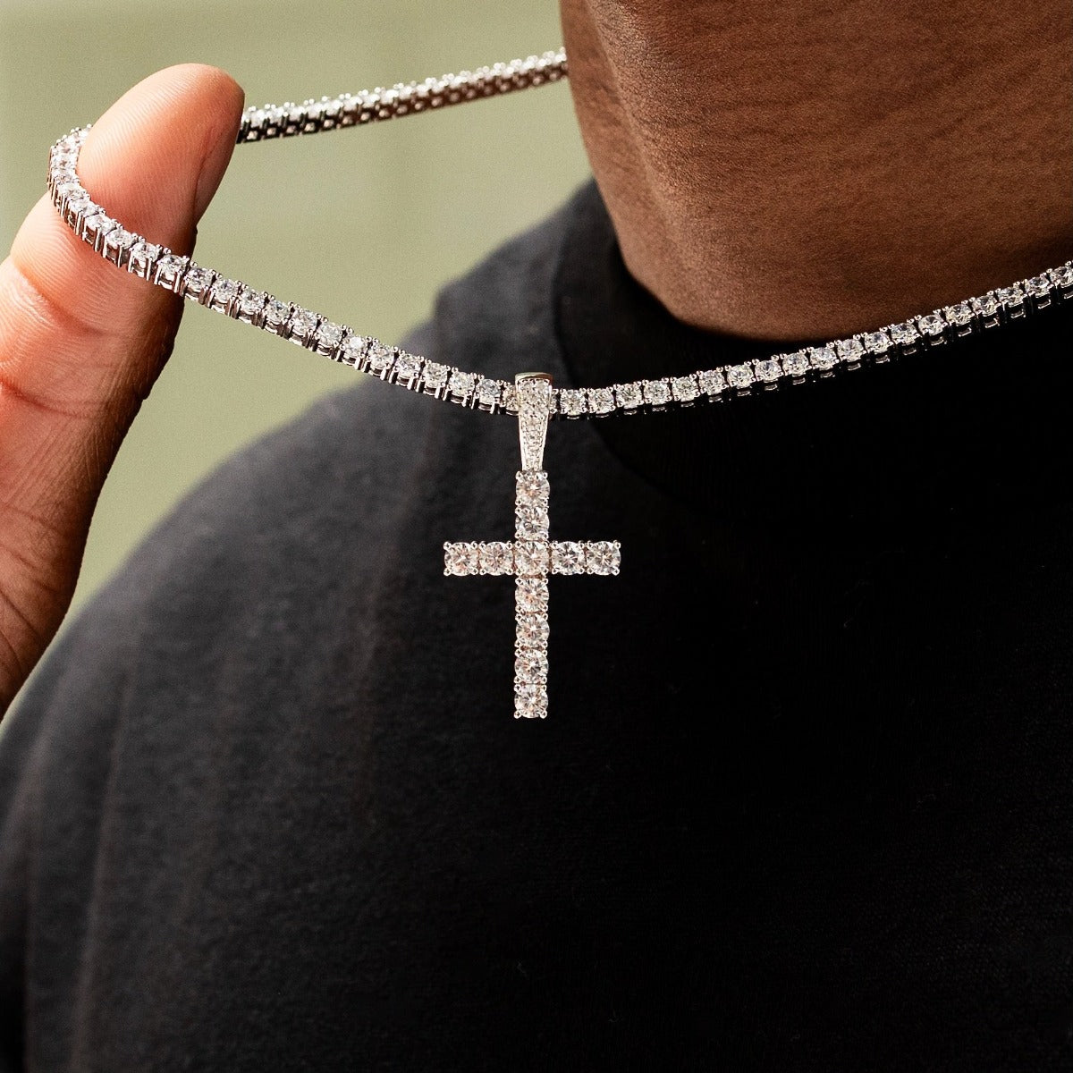 Diamond Cross Pendant in White Gold