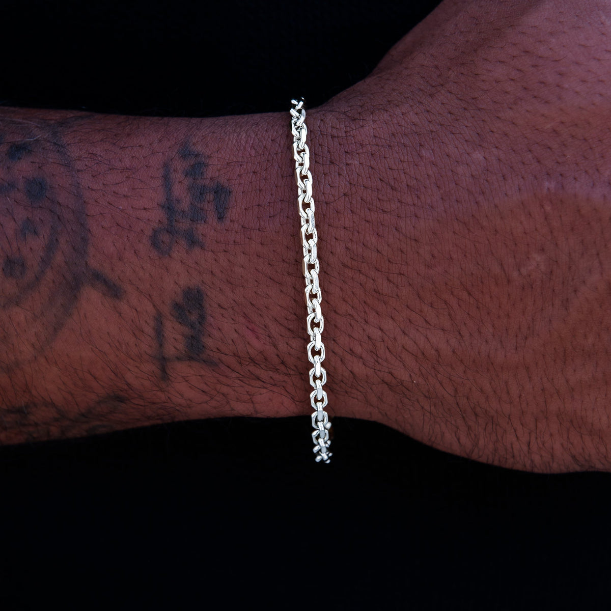 3.6MM Open Box Bracelet in White Gold